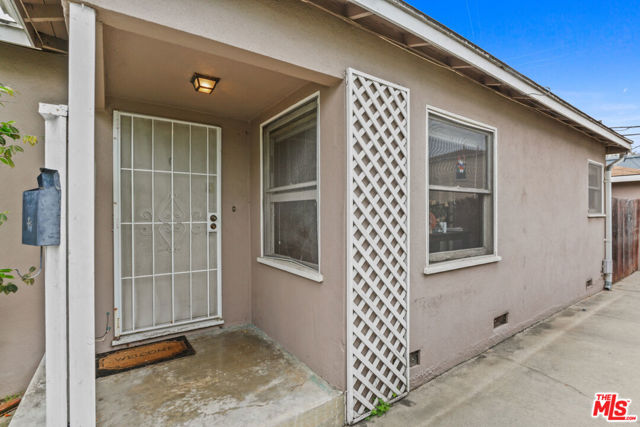 1618 Berkeley Street, Santa Monica, California 90404, ,Multi-Family,For Sale,Berkeley,24402659