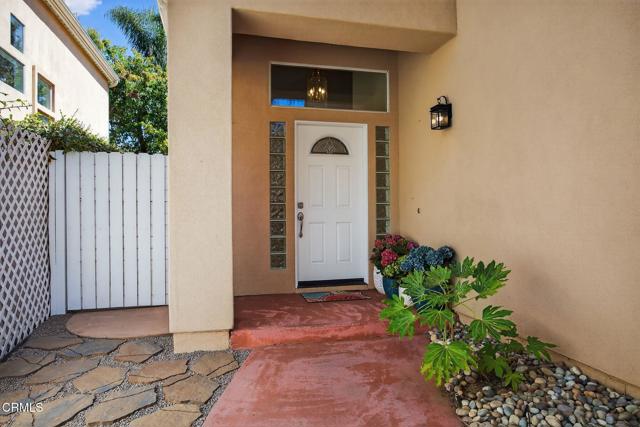 7748 Paso Robles Street, Ventura CA: https://media.crmls.org/mediaz/91669d8f-0b00-4001-8681-762d853bbb7a.jpg