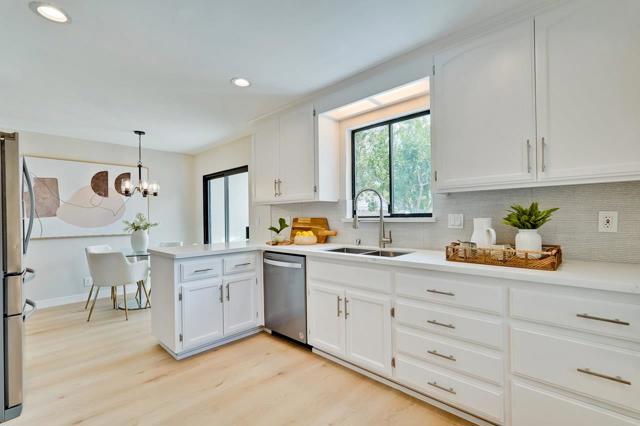 10656 Larry Way, Cupertino CA: https://media.crmls.org/mediaz/9166ece8-92b7-4597-9043-8cb9e1f82928.jpg