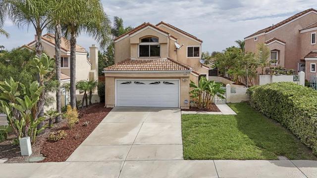 1216 Woodview Drive, Oceanside CA: https://media.crmls.org/mediaz/91671e5a-b282-4ca2-b533-3b2f7653a112.jpg