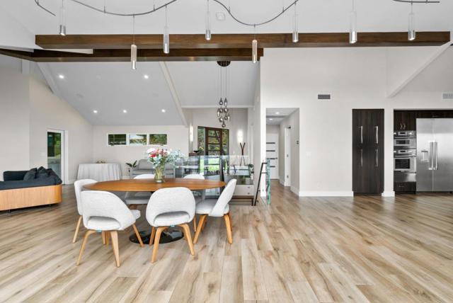 17808 Tourney Road, Los Gatos CA: https://media.crmls.org/mediaz/91679e01-f783-46bf-a58f-6544afcd82a5.jpg