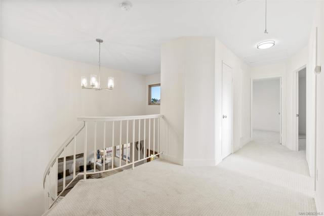 9720 Graceland Way,  CA: https://media.crmls.org/mediaz/9167cd65-14c2-40d6-a3ce-68bd478db08a.jpg