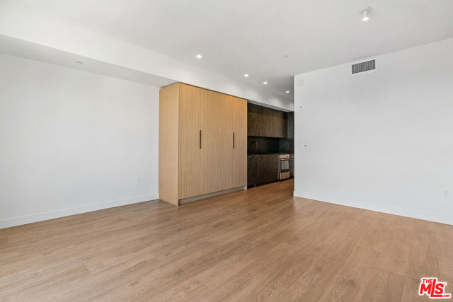 10700 Tabor Street, Los Angeles CA: https://media.crmls.org/mediaz/9167ef1c-ee91-4cac-9ad4-8cd591607a74.jpg