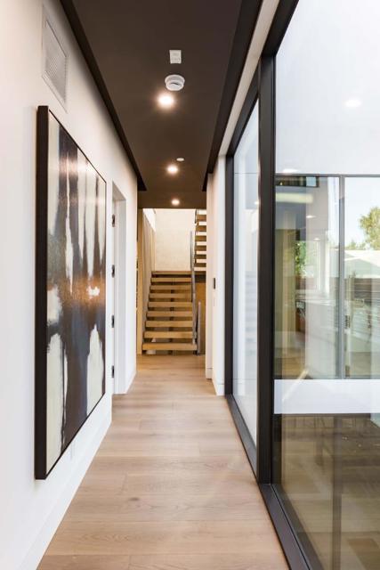 1080 Cotton Street, Menlo Park CA: https://media.crmls.org/mediaz/916881e5-b77e-474d-8c63-60f5e1afd329.jpg