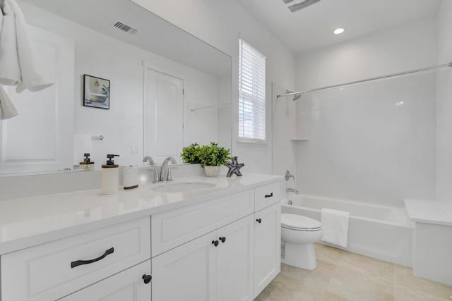 37356 Suncrest Street, Newark CA: https://media.crmls.org/mediaz/91698e88-1555-45c4-a582-53bc766b42b8.jpg
