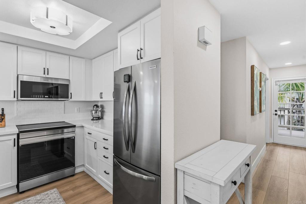 3961 Hortensia Street - photo 9