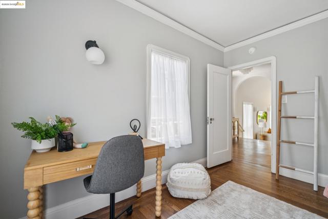 515 Mount St, Richmond CA: https://media.crmls.org/mediaz/9169b4b9-b438-4079-b9a1-e77dfd3b3de0.jpg