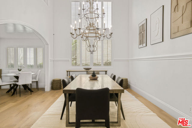 Drew Fenton | 11974 Mayfield Avenue Los Angeles CA | MLS: 7517831