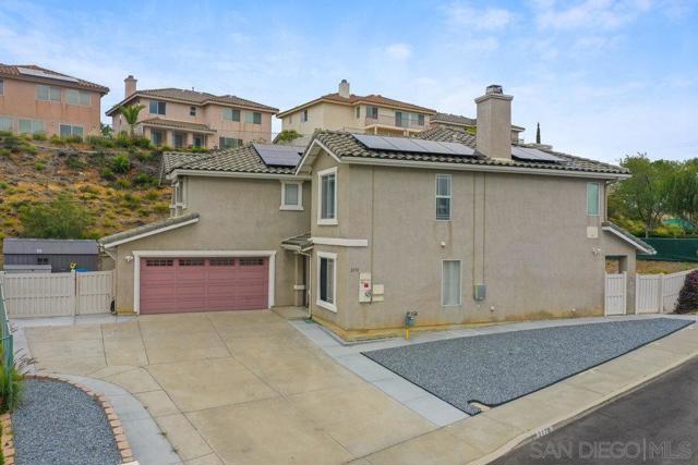 2176 Pointe Pkwy, Spring Valley CA: https://media.crmls.org/mediaz/916a9bea-b5d4-4b88-a43d-6058577ae538.jpg