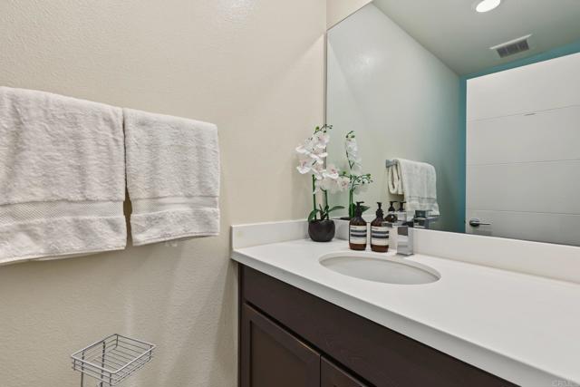 2034 Luzon Ln Unit 7, Chula Vista, CA 91915 photo 32