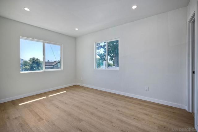 2680 L St, San Diego CA: https://media.crmls.org/mediaz/916b7d46-c3d3-4ec7-8fdc-9caca86ea120.jpg