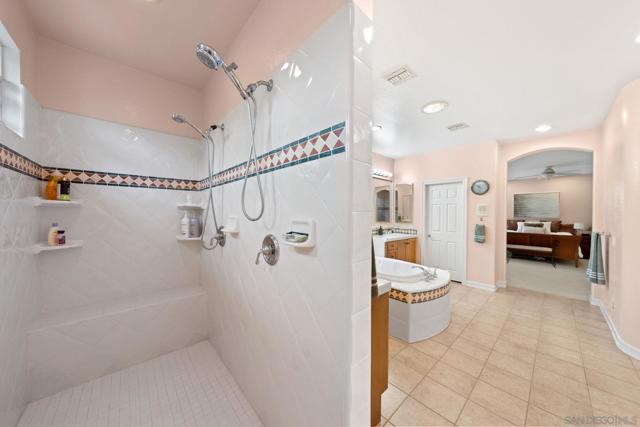 Image 45 of 69 For 11766 Treadwell Dr