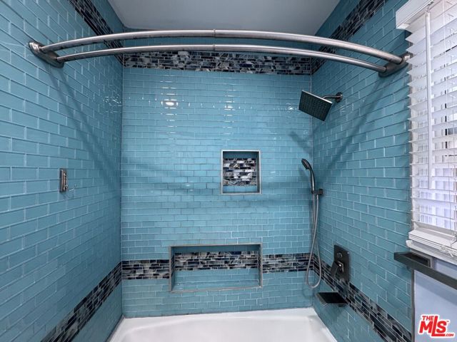 8850 S Wilton Place, Los Angeles CA: https://media.crmls.org/mediaz/916cf1d9-d3af-436b-bbb8-065635e94eb8.jpg