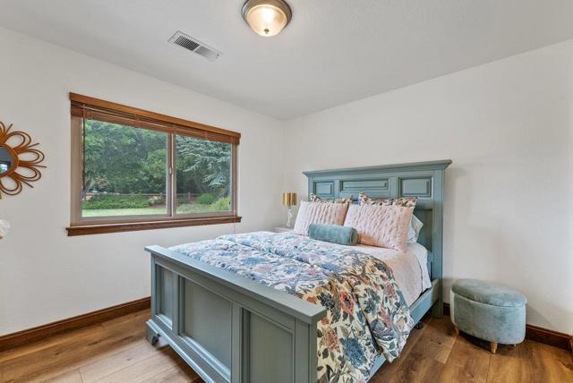 17529 Cross Road, Salinas CA: https://media.crmls.org/mediaz/916dfdfd-ed20-404a-9e3b-0fc6654aeb65.jpg