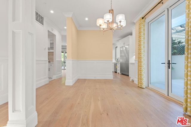 1153 S Clark Drive, Los Angeles CA: https://media.crmls.org/mediaz/916f0225-700f-474d-b6ec-505a21eace8b.jpg