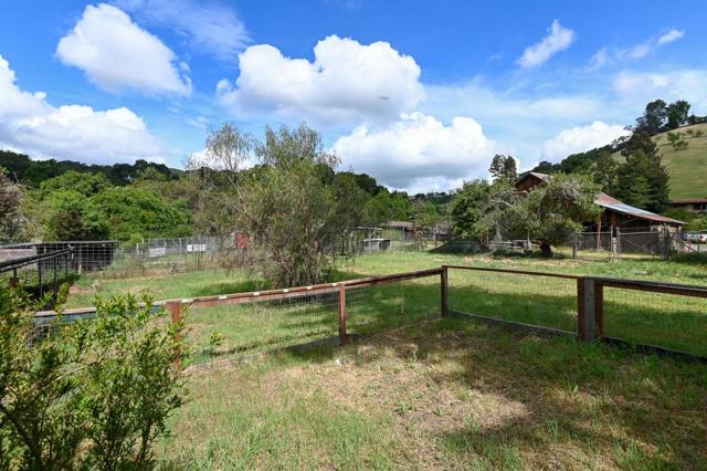 1855 Llagas Road, Morgan Hill CA: https://media.crmls.org/mediaz/91702948-3e2a-4569-b133-99bfa66a9231.jpg