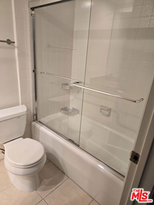 4444 Wilshire Boulevard, Los Angeles CA: https://media.crmls.org/mediaz/91707795-12b1-4cab-a24c-df85a8eb8b13.jpg