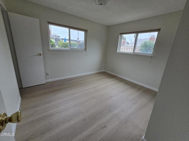 Detail Gallery Image 13 of 19 For 396 Baker Ave, Ventura,  CA 93004 - 3 Beds | 2 Baths