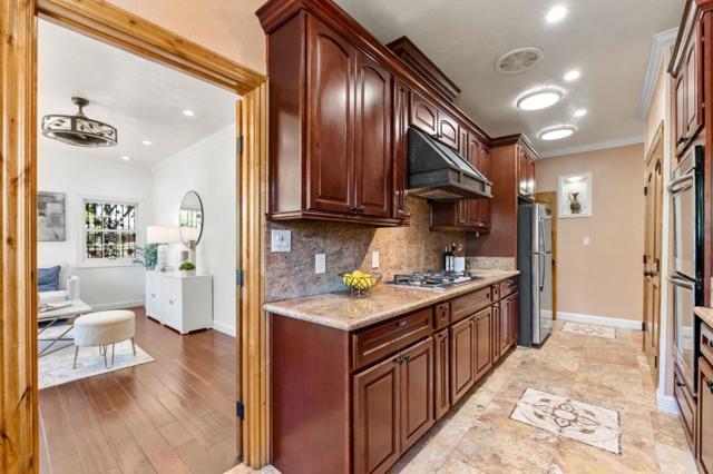 2536 Amethyst Drive, Santa Clara CA: https://media.crmls.org/mediaz/9172b993-fe07-41b3-8425-7de41c79cb6f.jpg