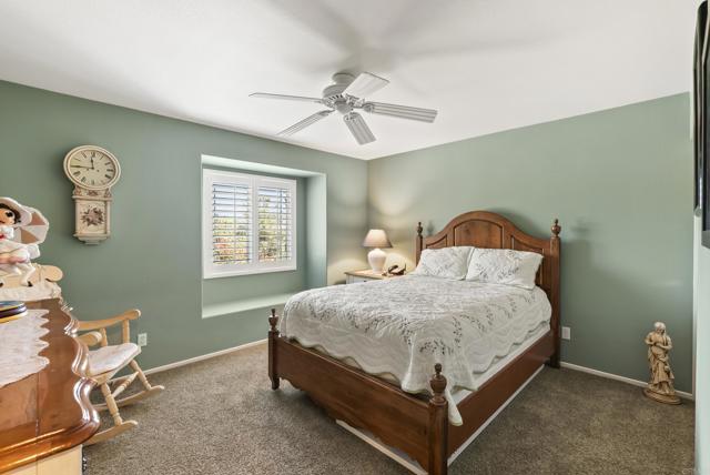 1222 N Creekside Drive, Chula Vista CA: https://media.crmls.org/mediaz/9172f6c7-ec36-4ab9-9cbc-65688570dd39.jpg