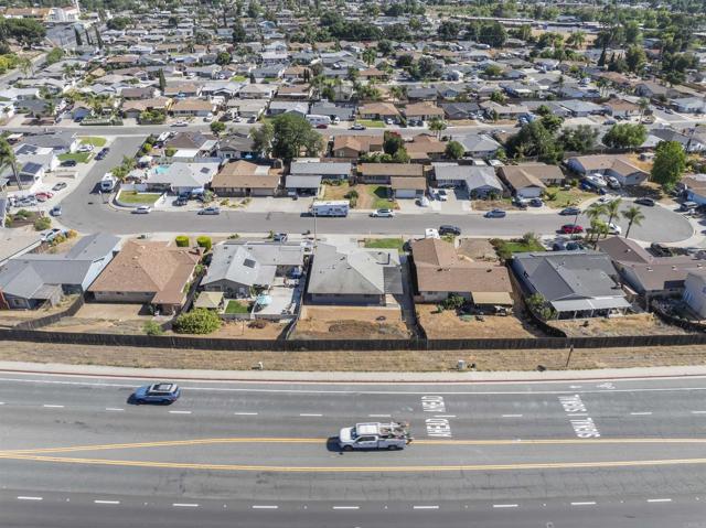 13132 Pam Lane, Lakeside CA: https://media.crmls.org/mediaz/91734d86-88ee-45d4-90c6-3cfa9a841588.jpg
