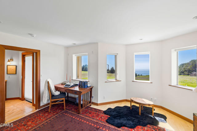 28651 S Highway 1, Point Arena CA: https://media.crmls.org/mediaz/9173d047-cd38-41e9-be31-7db344dfb837.jpg