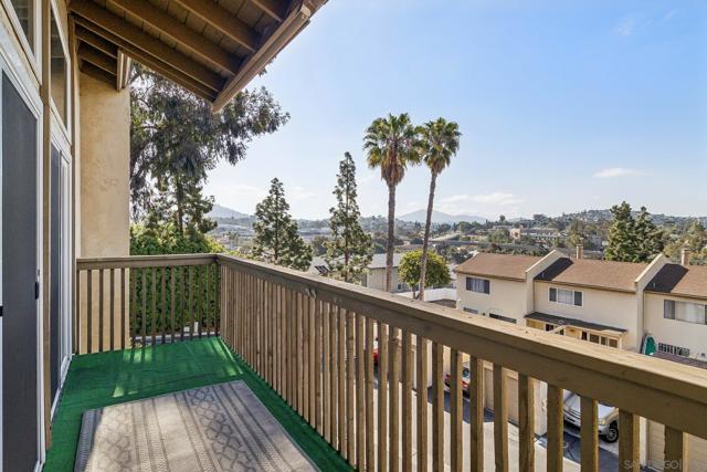 7700 Parkway Dr, La Mesa CA: https://media.crmls.org/mediaz/9174d633-06e1-43cc-a7aa-b27124cfb042.jpg