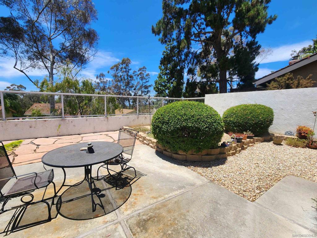 723 Santa Camelia - photo 15