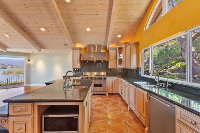 345 Cutter Lane, Watsonville CA: https://media.crmls.org/mediaz/91762cc0-9b5b-4c88-9b9c-d56a4b8a85a8.jpg