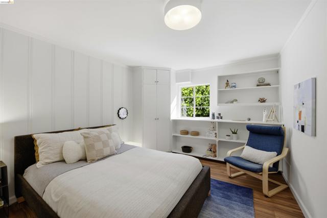 44 Highgate Rd, Kensington CA: https://media.crmls.org/mediaz/9176b034-58db-44fb-8487-7dd1cc321489.jpg