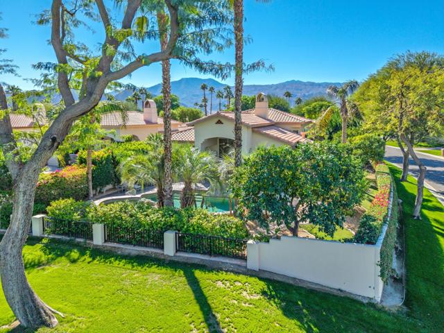 78700 Cabrillo Way, La Quinta CA: https://media.crmls.org/mediaz/91774e0a-ccb6-4dee-ab1e-95fc736d9c5b.jpg