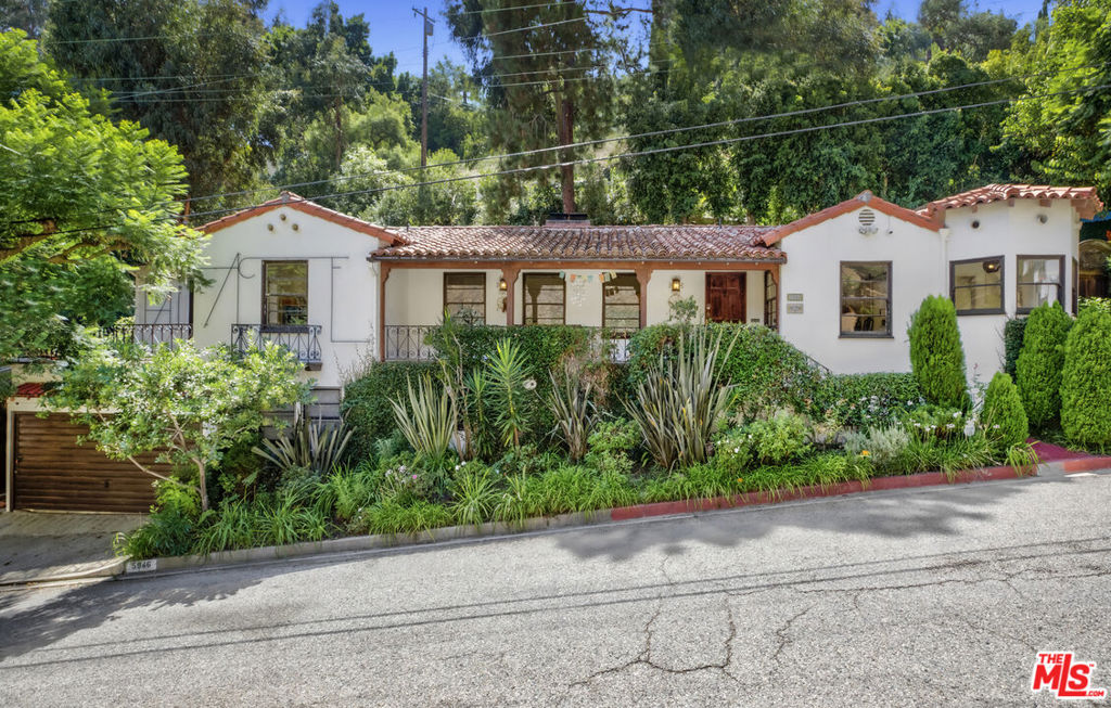 5946 Tuxedo Terrace