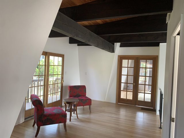 4515 Ewing Rd, Castro Valley CA: https://media.crmls.org/mediaz/917aa5d0-520a-4d38-9c49-d583b99b8e7d.jpg