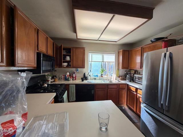 Detail Gallery Image 5 of 12 For 804 N Kenilworth Ave, Glendale,  CA 91203 - 3 Beds | 3 Baths