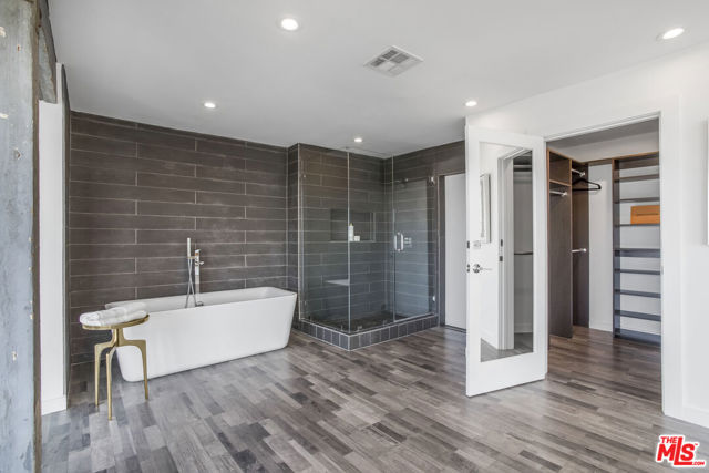 8506 Magnolia Drive, Los Angeles CA: https://media.crmls.org/mediaz/917c5f54-07d2-4224-9290-2fd63997aca4.jpg
