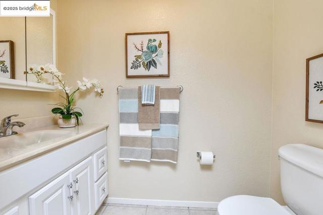 4985 Bixler Road, Byron CA: https://media.crmls.org/mediaz/917d049f-391a-4e79-b7f8-f3f5fb2ebf56.jpg