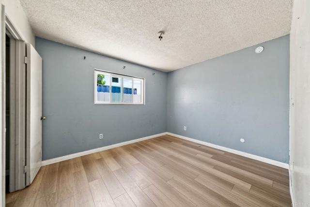 Image 4 of 30 For 1877 Donax Avenue