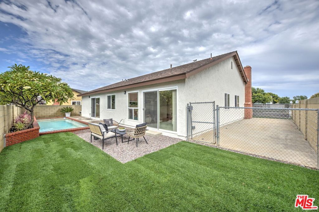 1701 Shaw Circle
