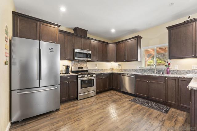 MLS #250032809SD image #14