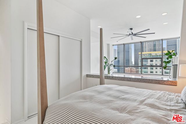 1100 Wilshire Boulevard, Los Angeles CA: https://media.crmls.org/mediaz/917fd713-6354-45a0-93c6-00e739a183c0.jpg