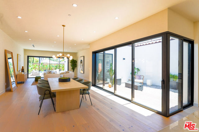 4936 Coolidge Avenue, Culver City CA: https://media.crmls.org/mediaz/917fe547-075e-47a5-8655-4de654c5aa75.jpg