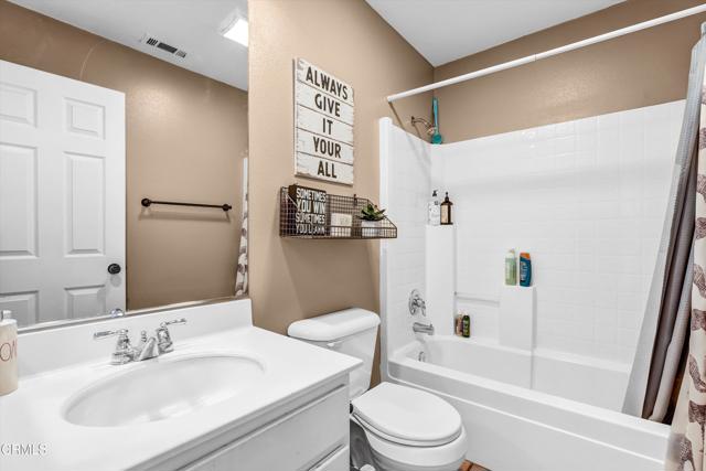 Detail Gallery Image 20 of 28 For 902 Paseo Brisas Lindas, Oxnard,  CA 93030 - 3 Beds | 2/1 Baths
