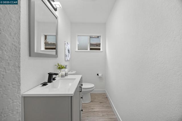 Image 23 of 60 For 917 60th St  