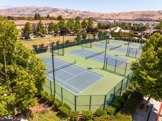 725 Garden, Milpitas CA: https://media.crmls.org/mediaz/9181367c-8e92-499e-b6f9-16982ea3af7d.jpg