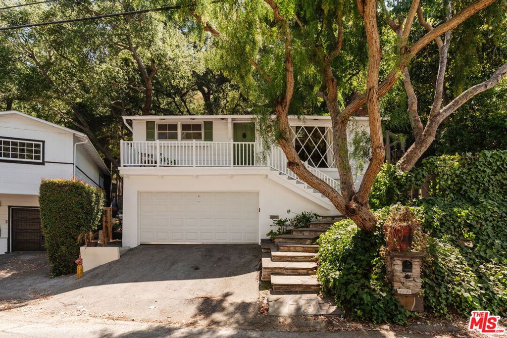 9930 Westwanda Drive
