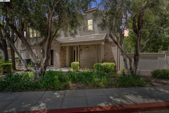 161 W Luna Loca Ln, Mountain House CA: https://media.crmls.org/mediaz/9182a627-bd43-4d49-af67-7ce29caed1fe.jpg