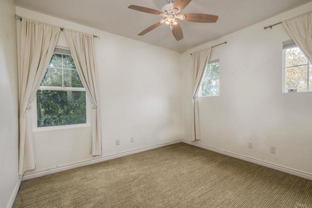 1789 Lemon Tree Ct, San Marcos CA: https://media.crmls.org/mediaz/9182b94c-76d6-40ba-83b9-65eb567855e3.jpg
