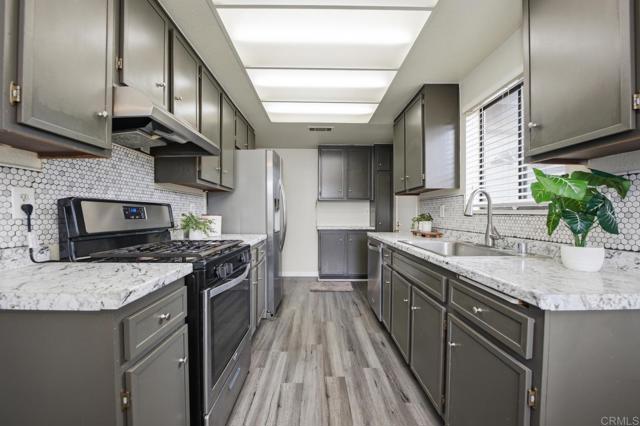 Detail Gallery Image 6 of 22 For 28301 Los Cielos Rd, Menifee,  CA 92586 - 2 Beds | 2 Baths