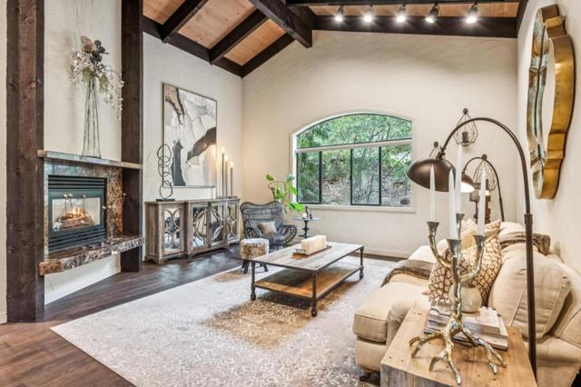 61 Oak Haven Way, Woodside CA: https://media.crmls.org/mediaz/9183d589-1a04-46bc-b87f-7ec53cc3c37f.jpg