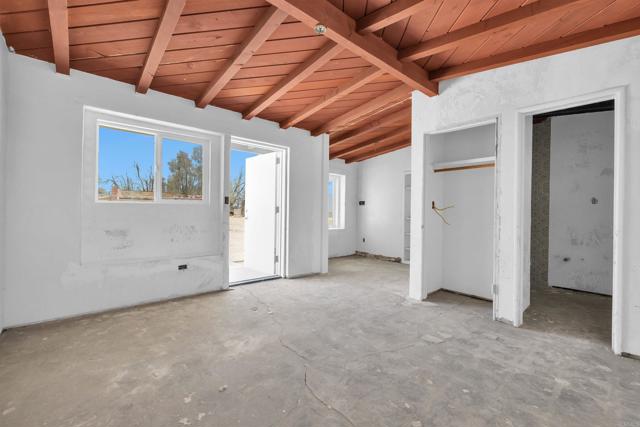 Image 11 of 68 For 3241 Borrego Valley Rd